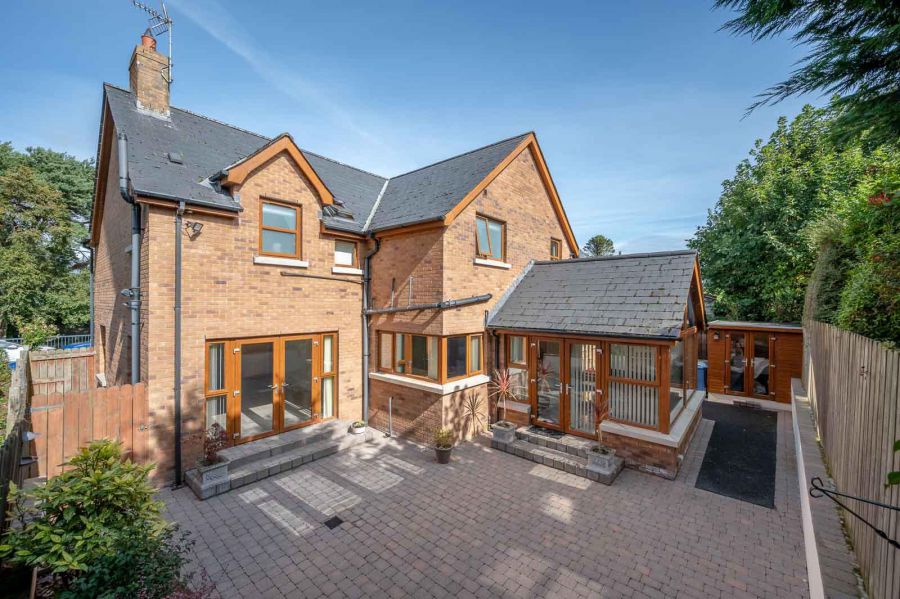 27 Seahill Road