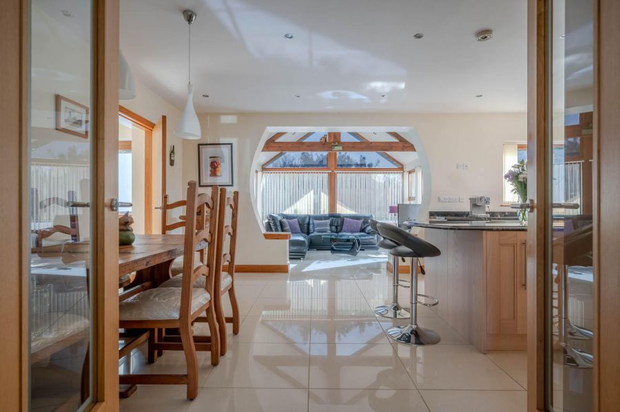27 Seahill Road