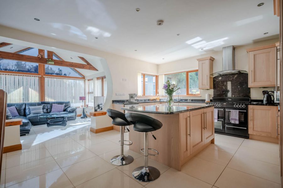 27 Seahill Road