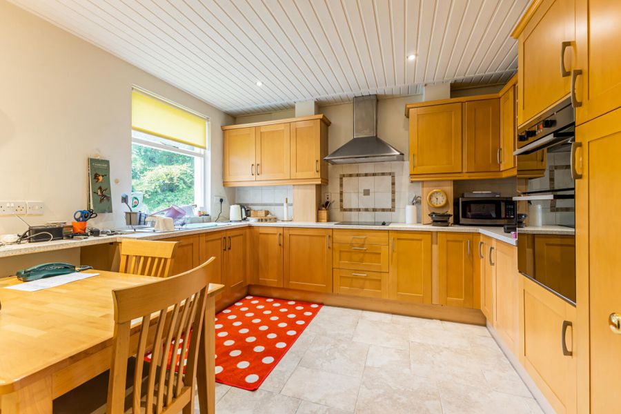 33 Demesne Road