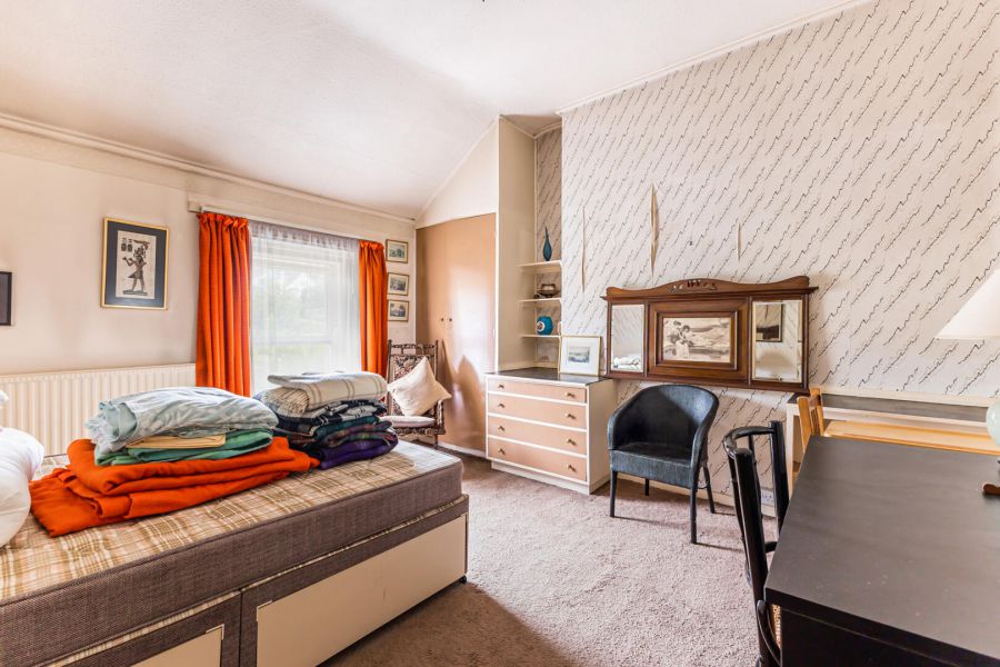 33 Demesne Road 33 Demesne Road