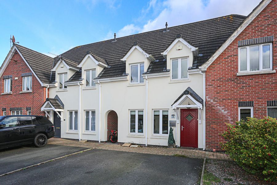 3 Old Dundonald Mews