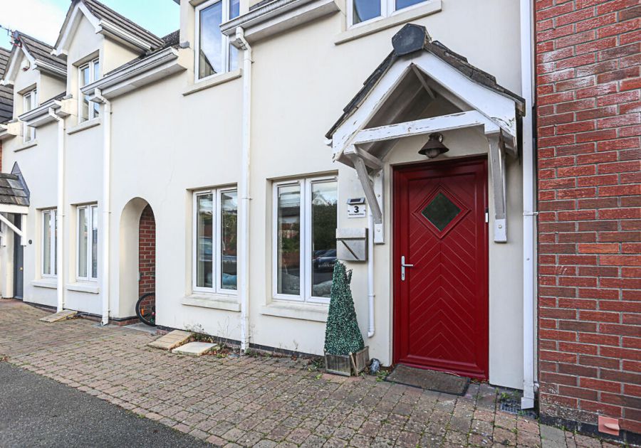 3 Old Dundonald Mews