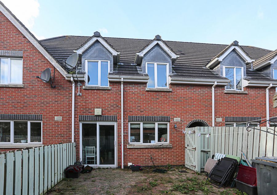 3 Old Dundonald Mews