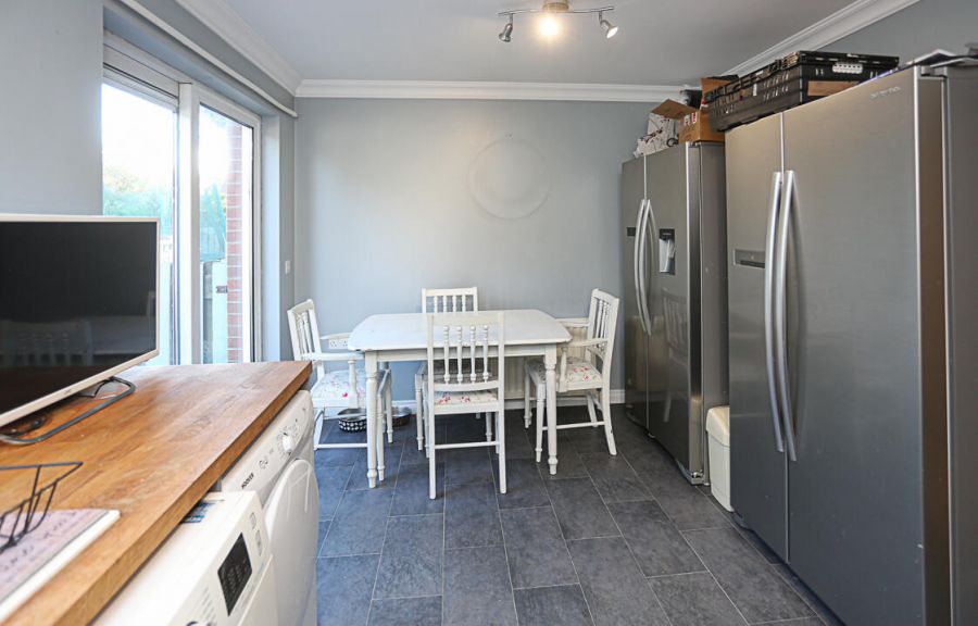 3 Old Dundonald Mews