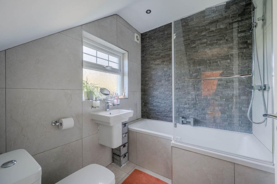 5 Craigantlet Cottages