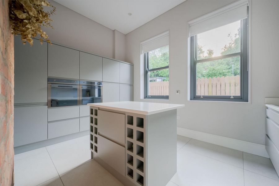 The Station Masters House 5 Cultra Station Road