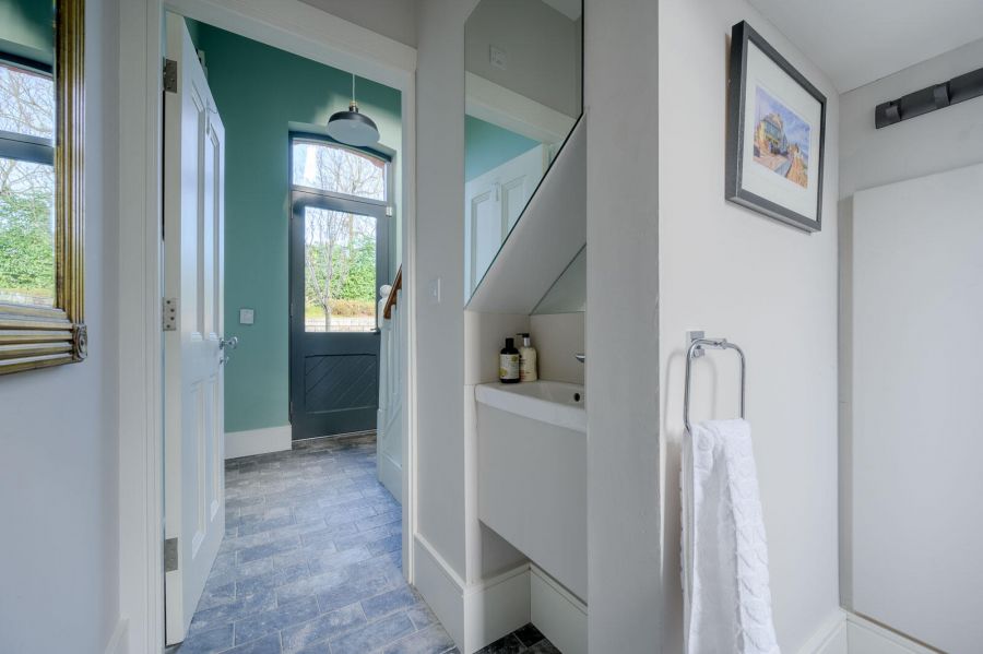 The Station Masters House 5 Cultra Station Road