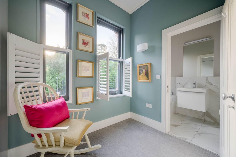 The Station Masters House 5 Cultra Station Road