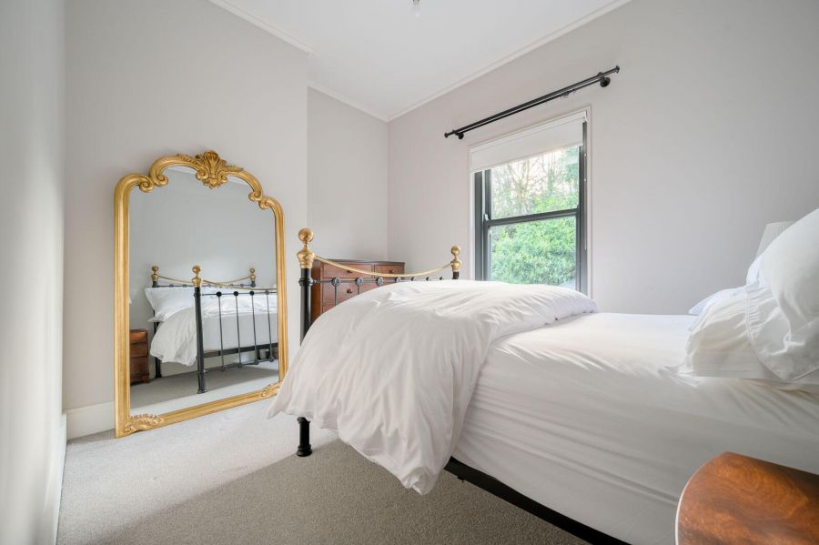 The Station Masters House 5 Cultra Station Road