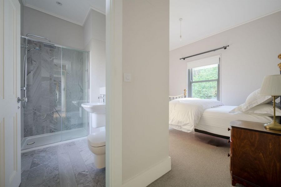 The Station Masters House 5 Cultra Station Road