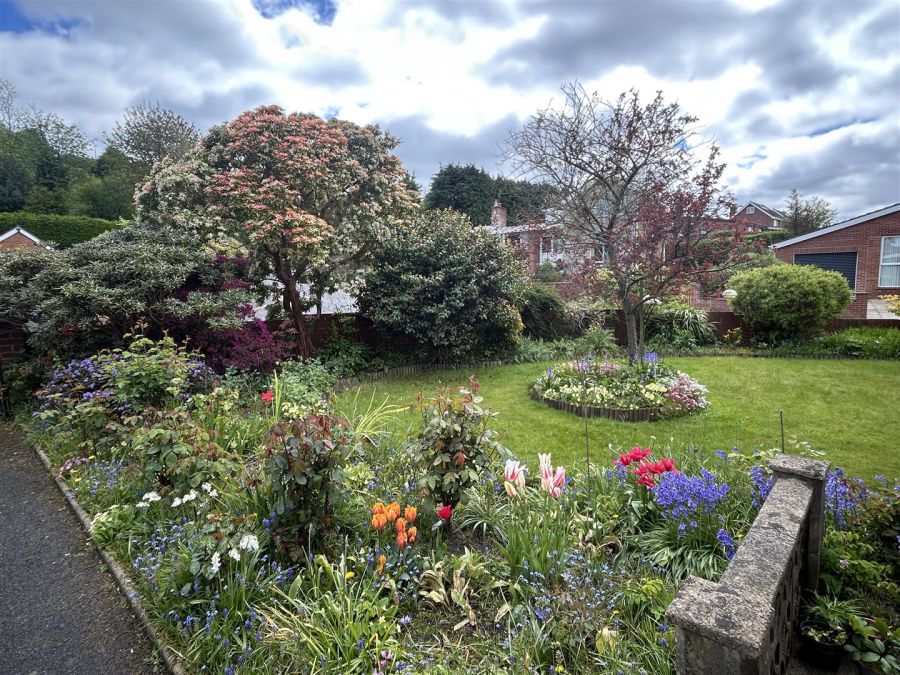 1 Rannoch Road