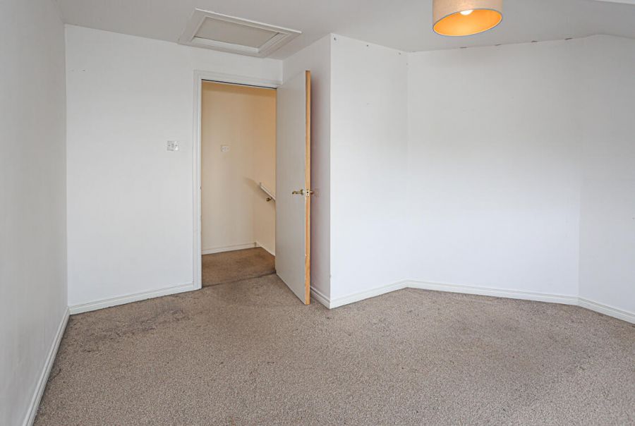 5 Kinnegar Close
