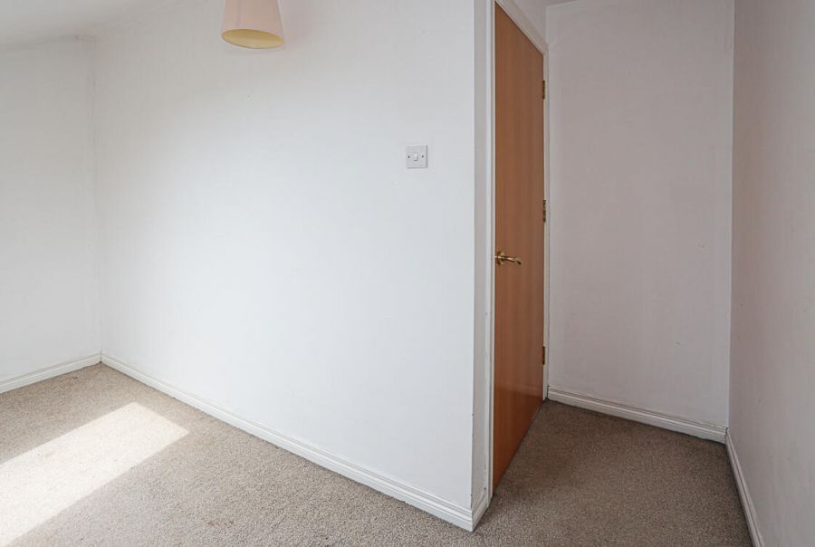 5 Kinnegar Close