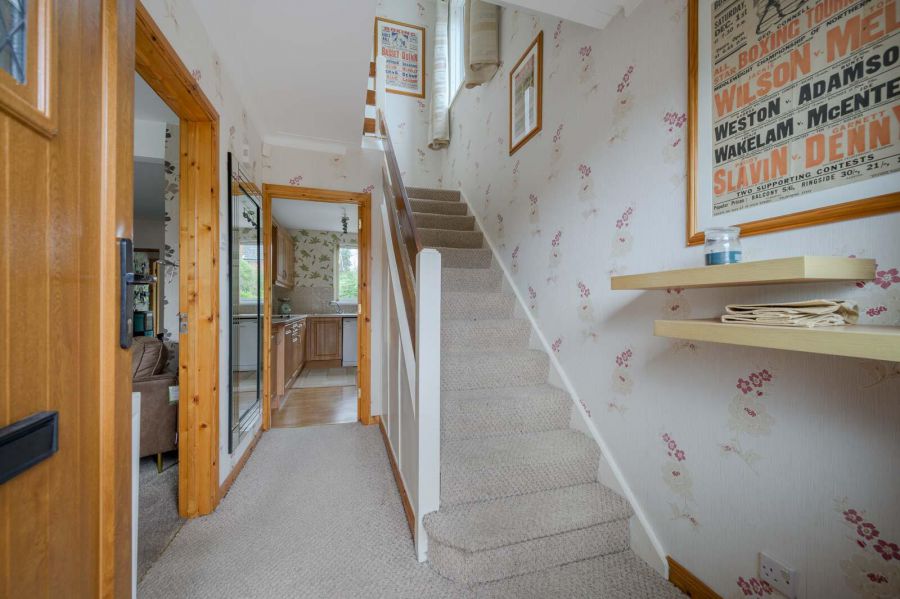 6 Grahamsbridge Park