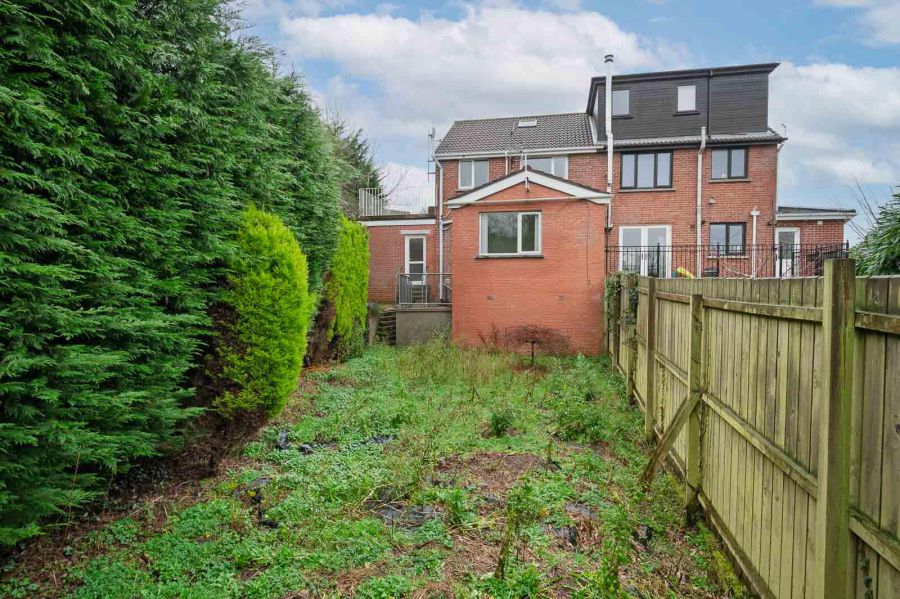 6 Grahamsbridge Park