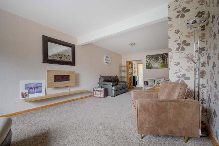 6 Grahamsbridge Park