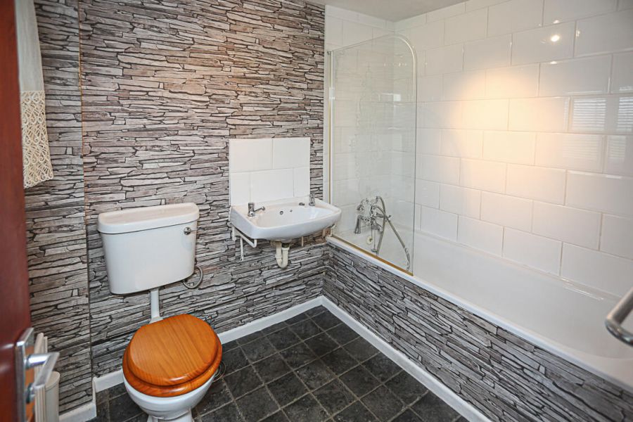 7 Ballymiscaw Cottages