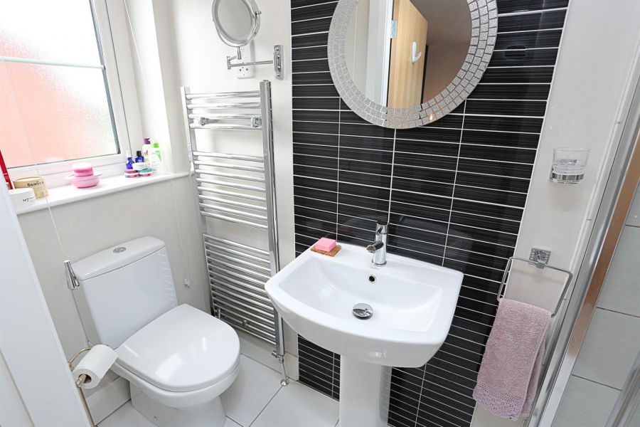 17 Millreagh Heights