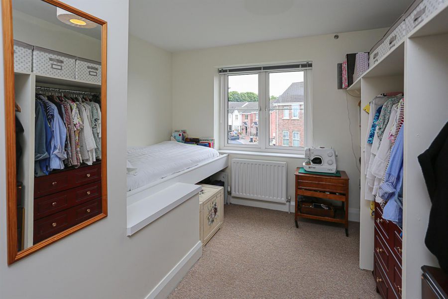 17 Millreagh Heights