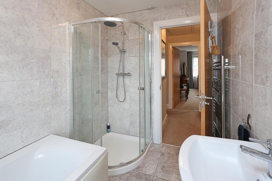 17 Millreagh Heights