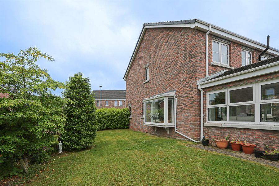 17 Millreagh Heights