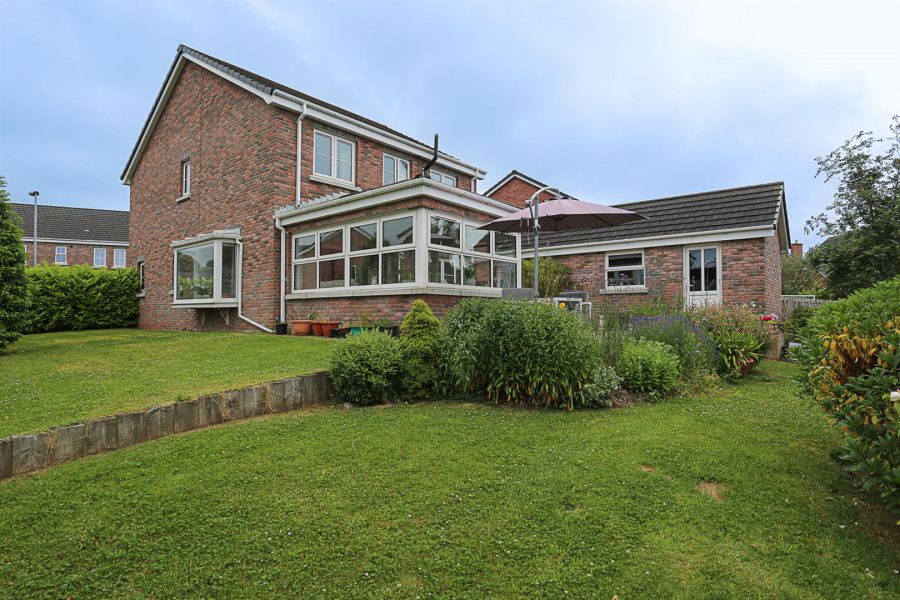 17 Millreagh Heights