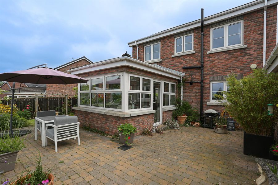 17 Millreagh Heights