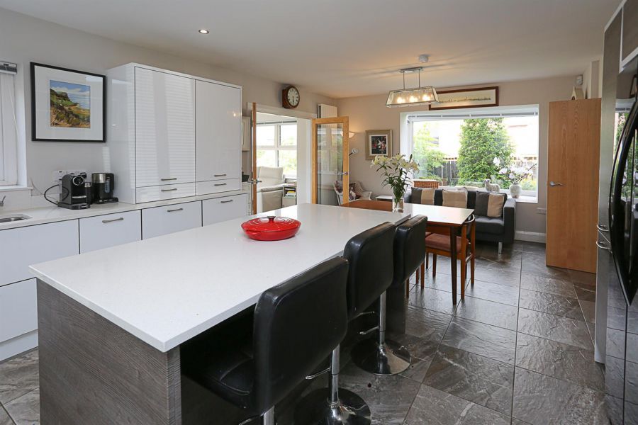 17 Millreagh Heights