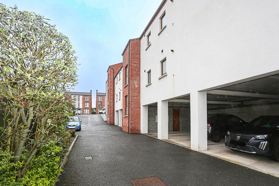 Apt 2 Redburn Court 178 Old Holywood Road