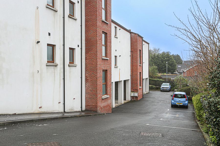 Apt 2 Redburn Court 178 Old Holywood Road