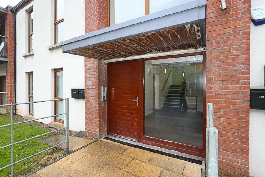 Apt 2 Redburn Court 178 Old Holywood Road