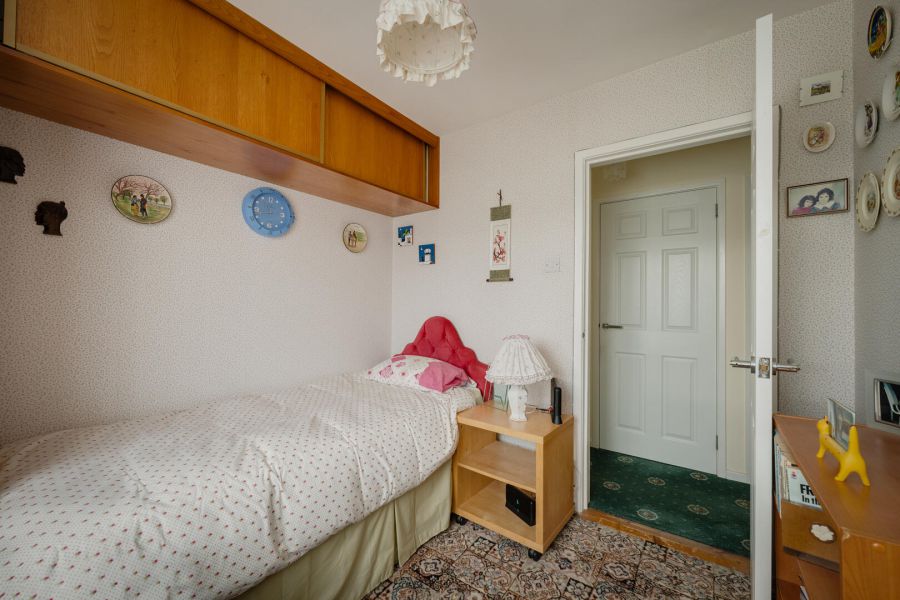 14 Craigdarragh Park East