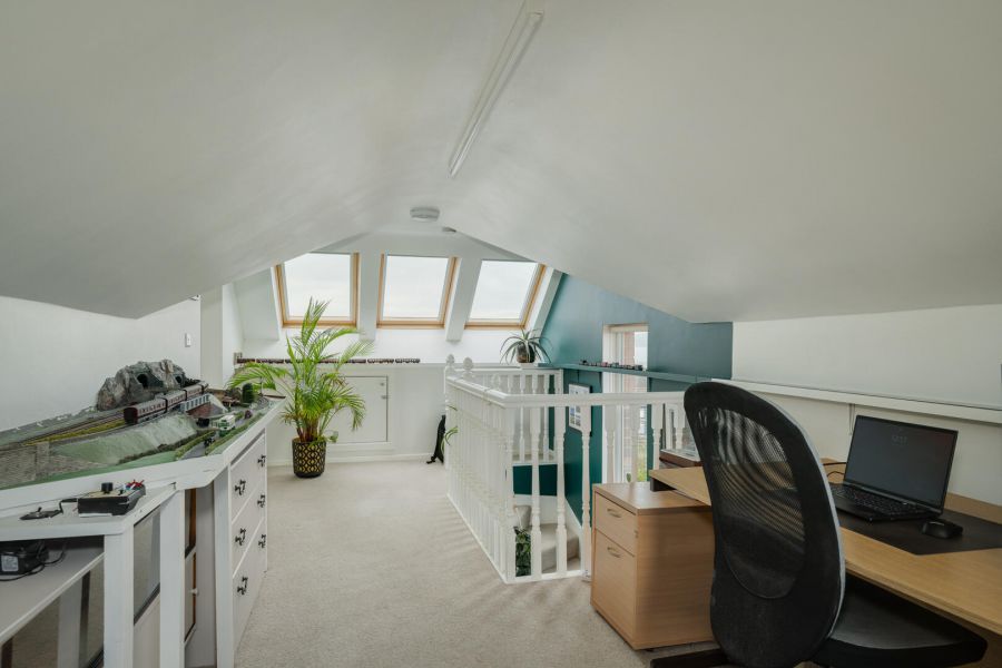 14 Craigdarragh Park East