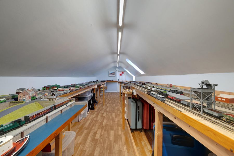 14 Craigdarragh Park East