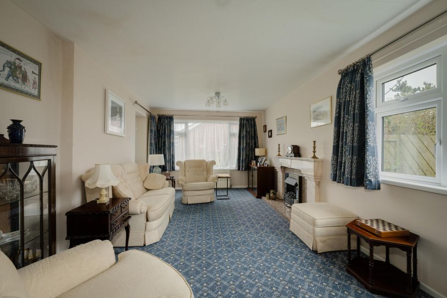 14 Craigdarragh Park East