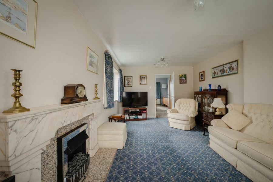 14 Craigdarragh Park East