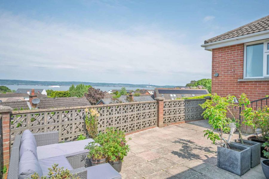 14 Craigdarragh Park East