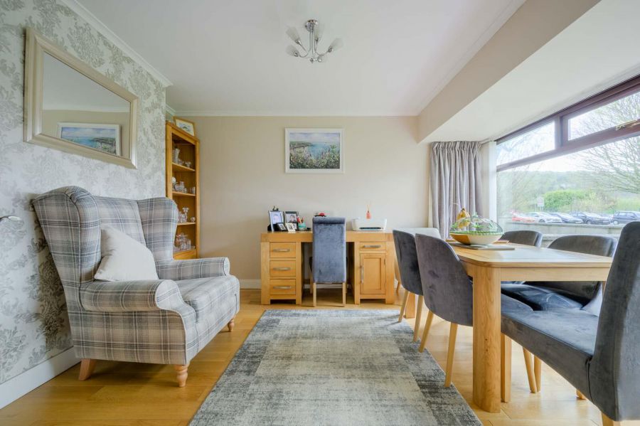 433 Old Holywood Road