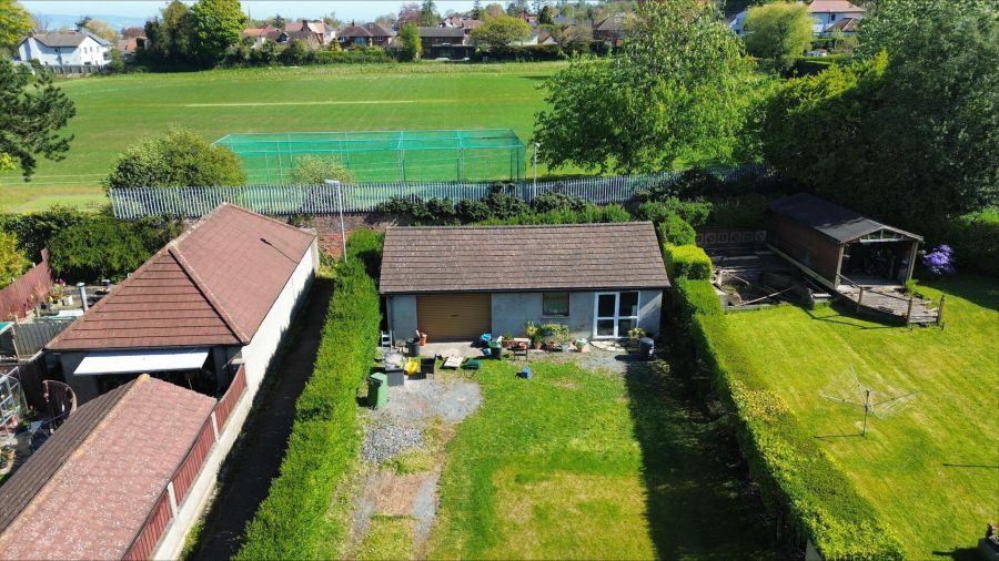 16 Wood End