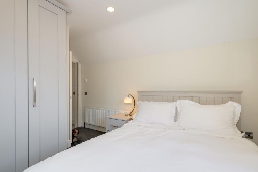 Apt 2 63 Beach Road