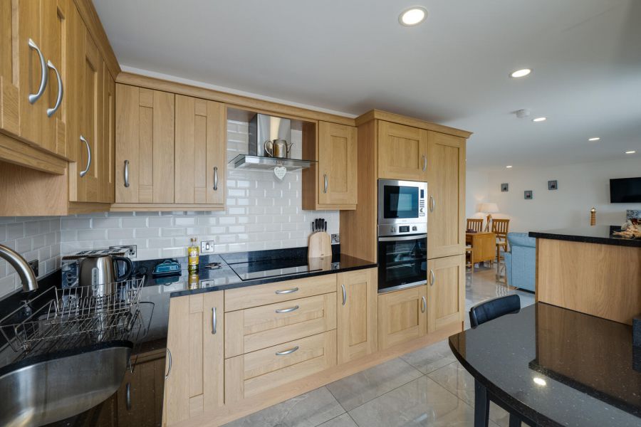 Apt 2 63 Beach Road