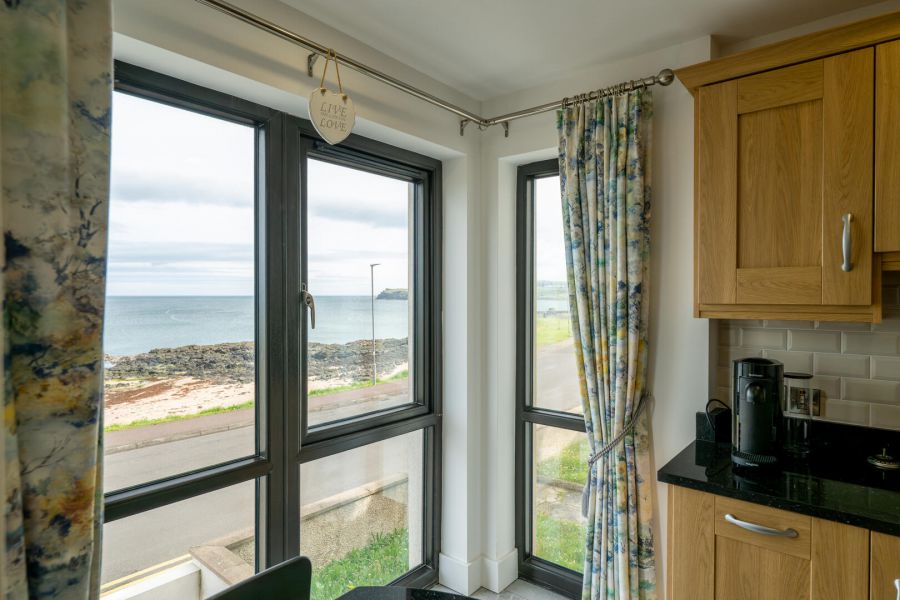 Apt 2 63 Beach Road