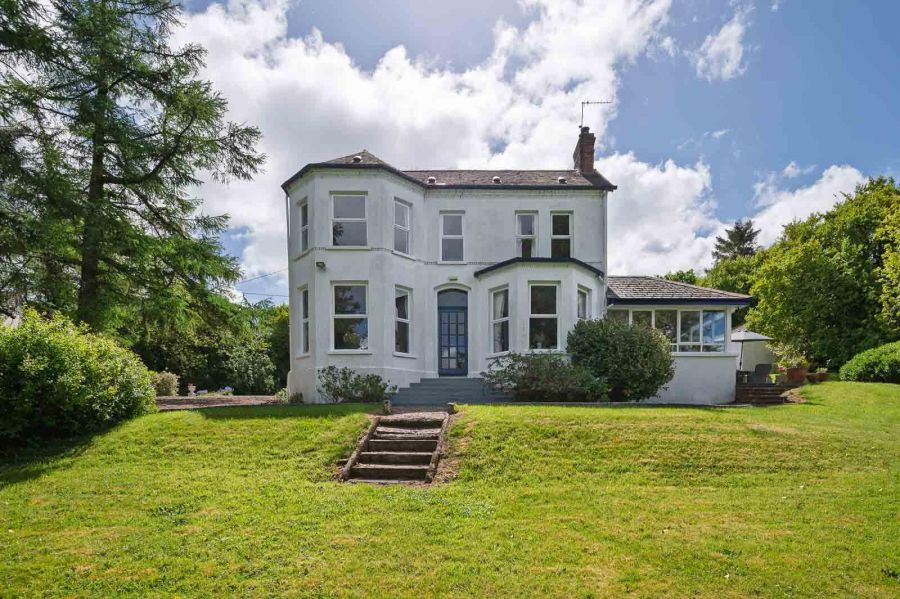 Loughview House, 26 Ballygrainey Road