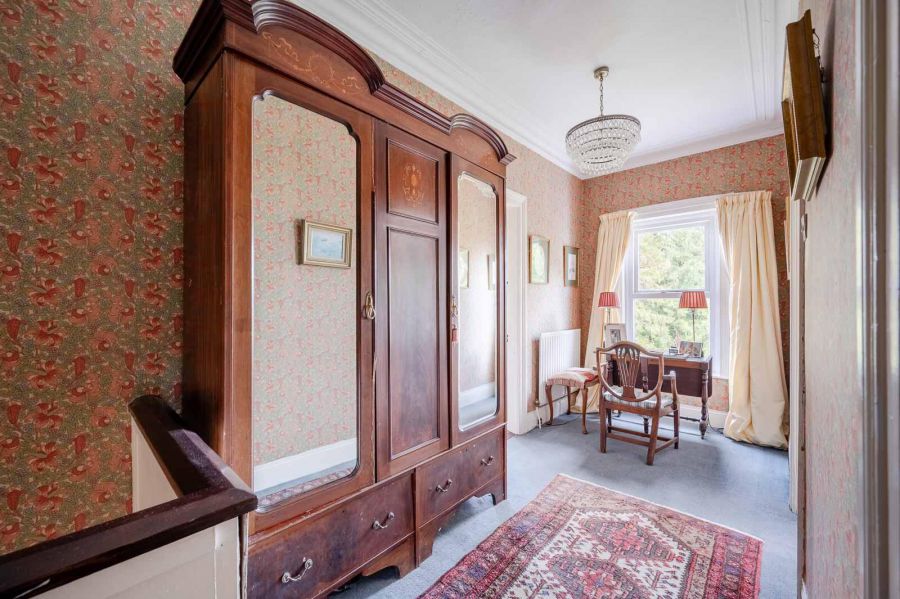 Loughview House, 26 Ballygrainey Road