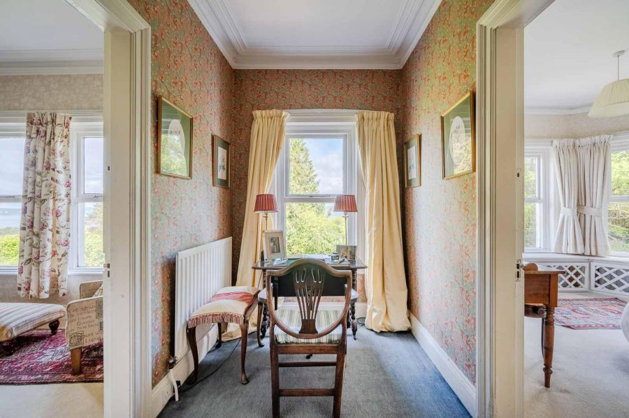 Loughview House, 26 Ballygrainey Road
