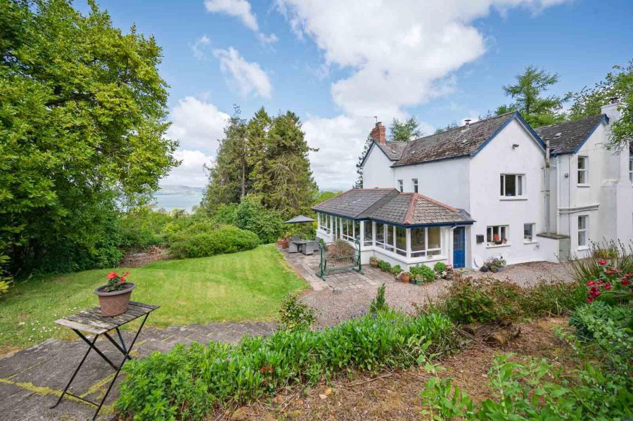 Loughview House, 26 Ballygrainey Road