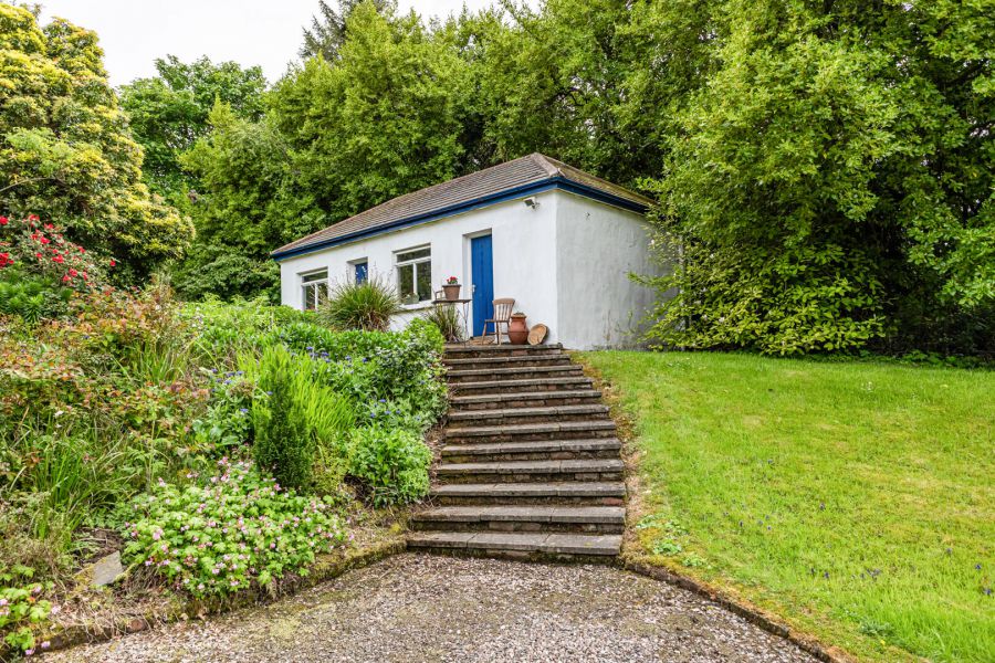 Loughview House, 26 Ballygrainey Road