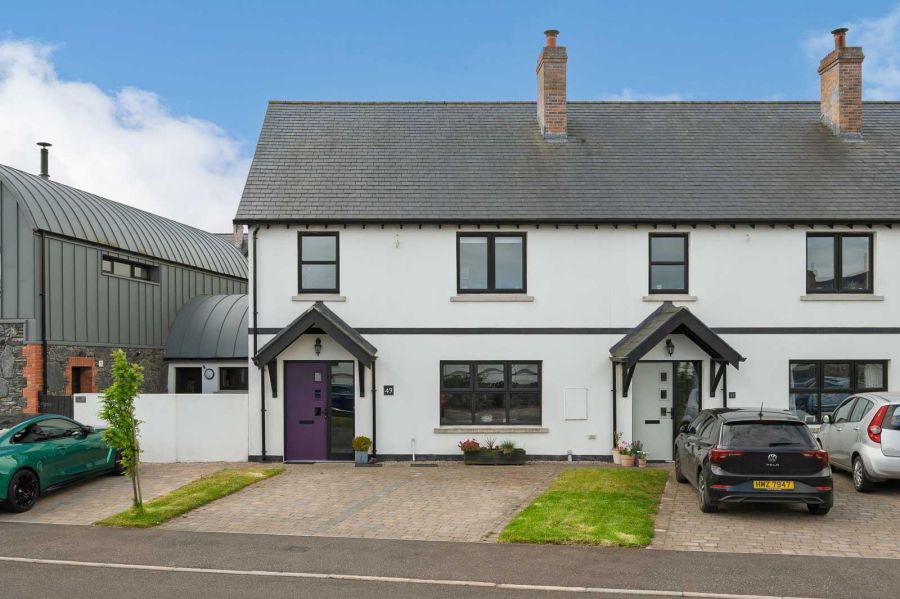 49 Village Brow