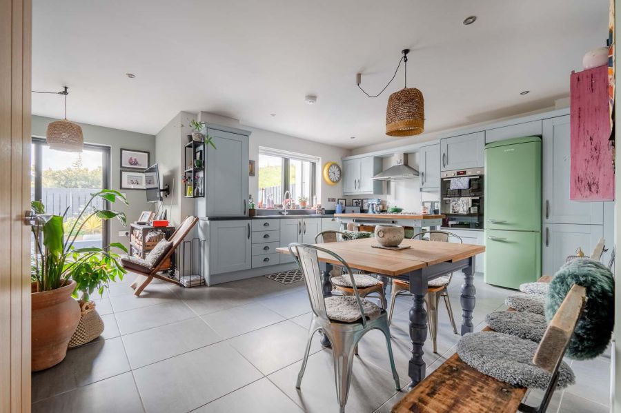 49 Village Brow